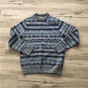 Men's Gray and Blue Patterned Sweater